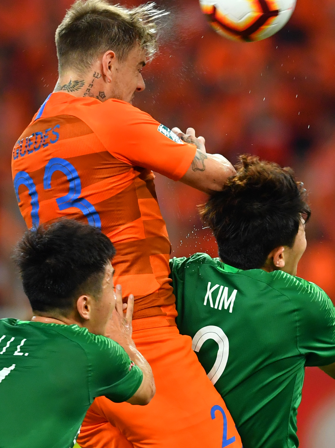 大连对阵鲁能，谁能拔得头筹？