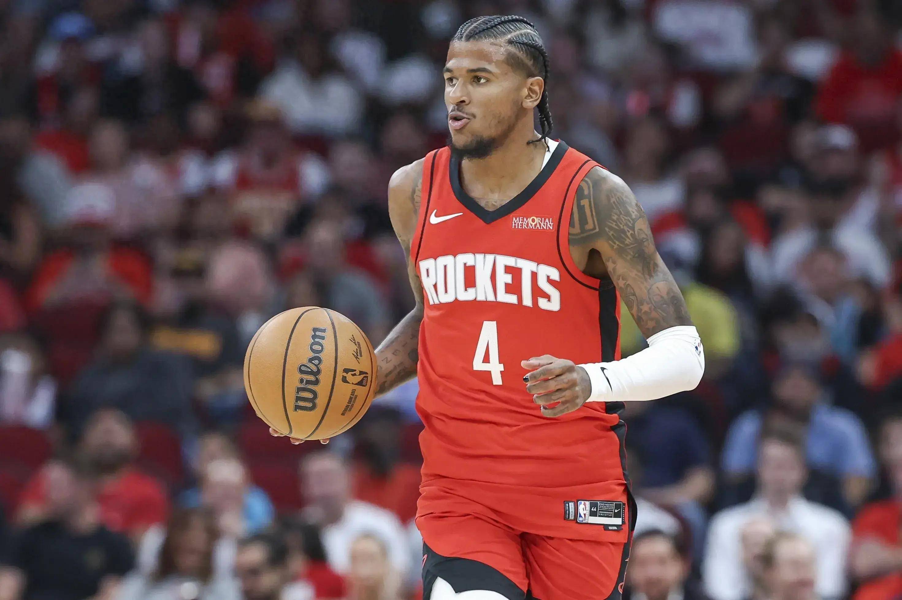 火箭大胜马刺豪取6连胜